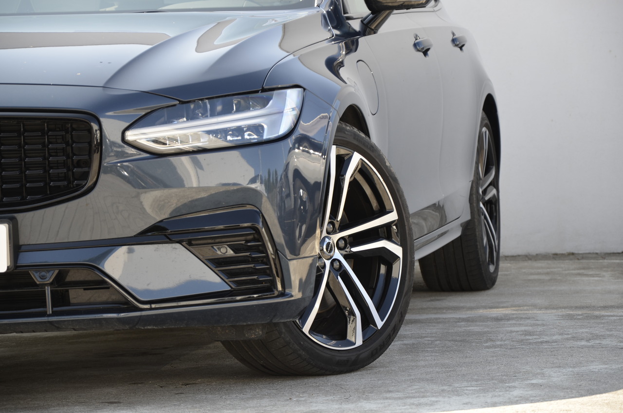 V90 T6 Híbrido Plug-in, Elétrico/Gasolina, Plus Dark