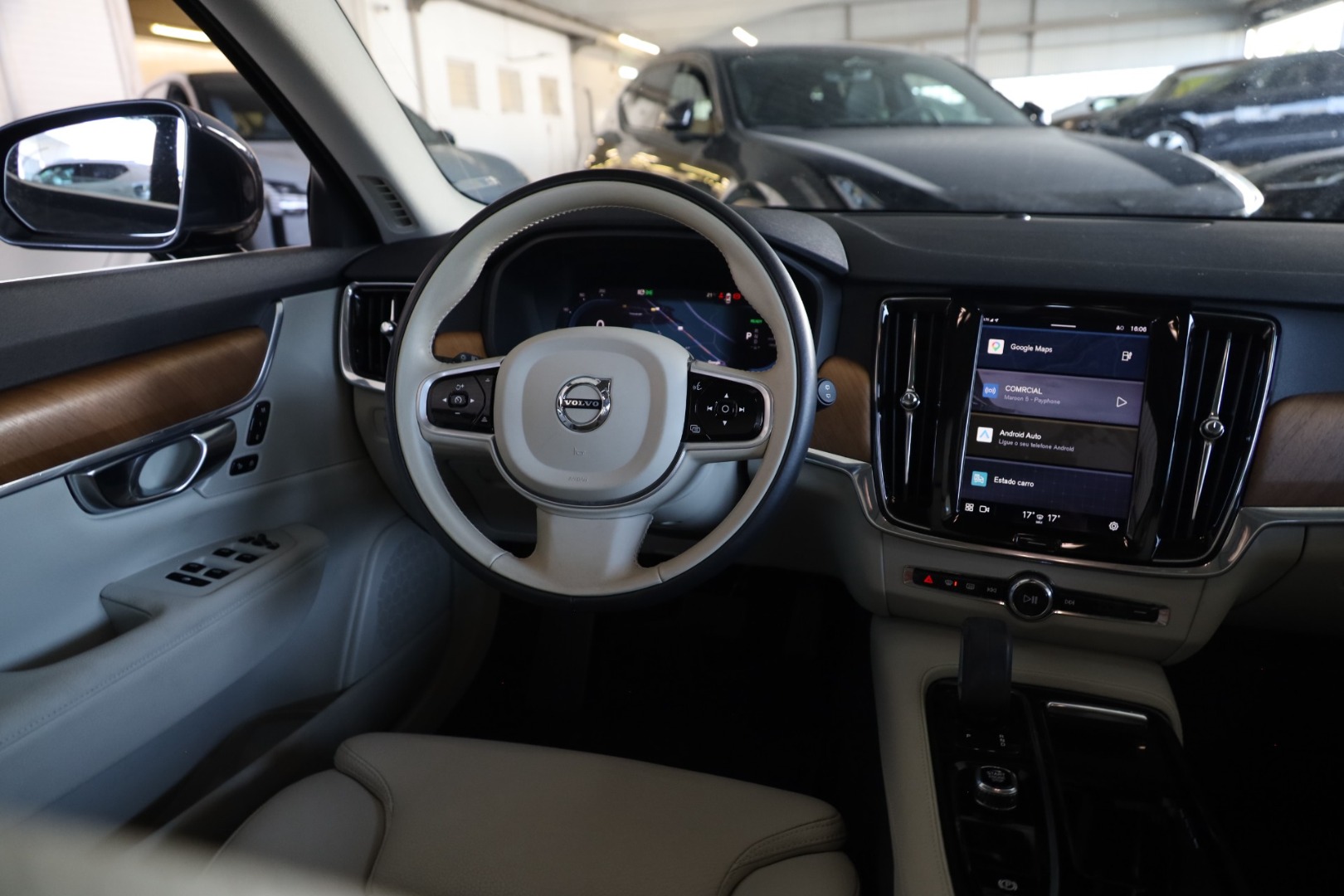 V90 T6 Híbrido Plug-in Inscription Expression