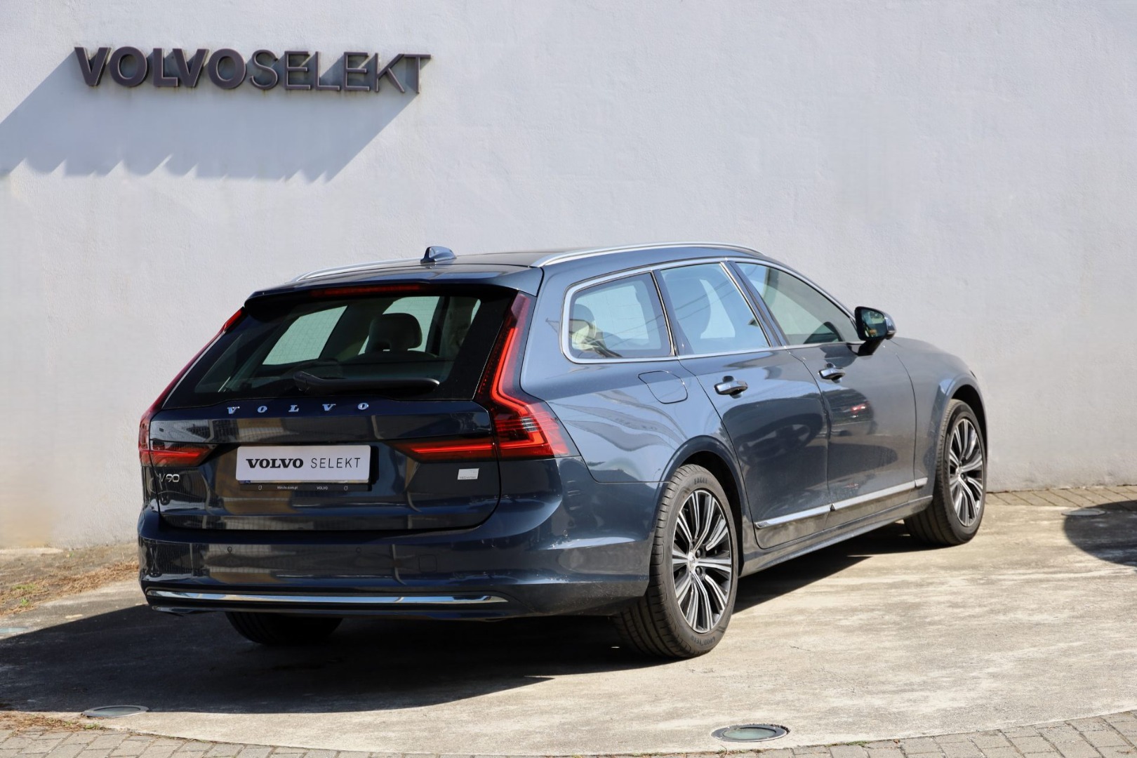 V90 T6 Híbrido Plug-in Inscription Expression
