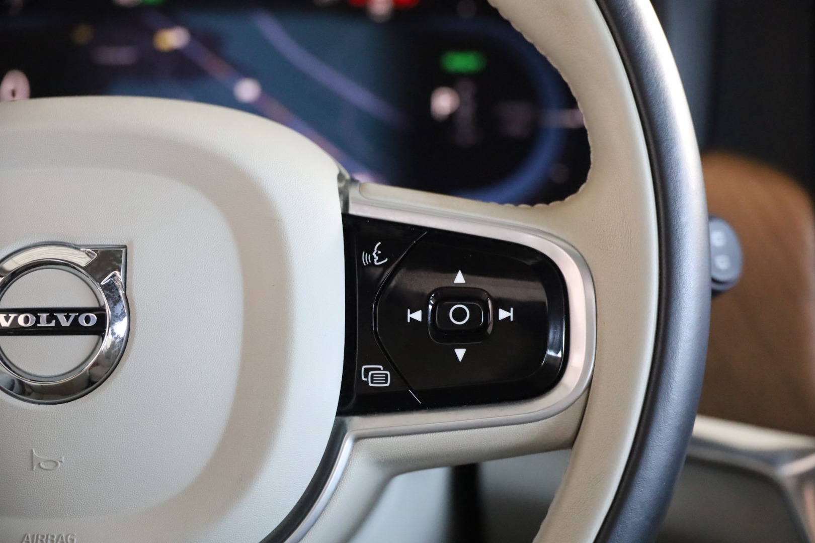 V90 T6 Híbrido Plug-in Inscription Expression