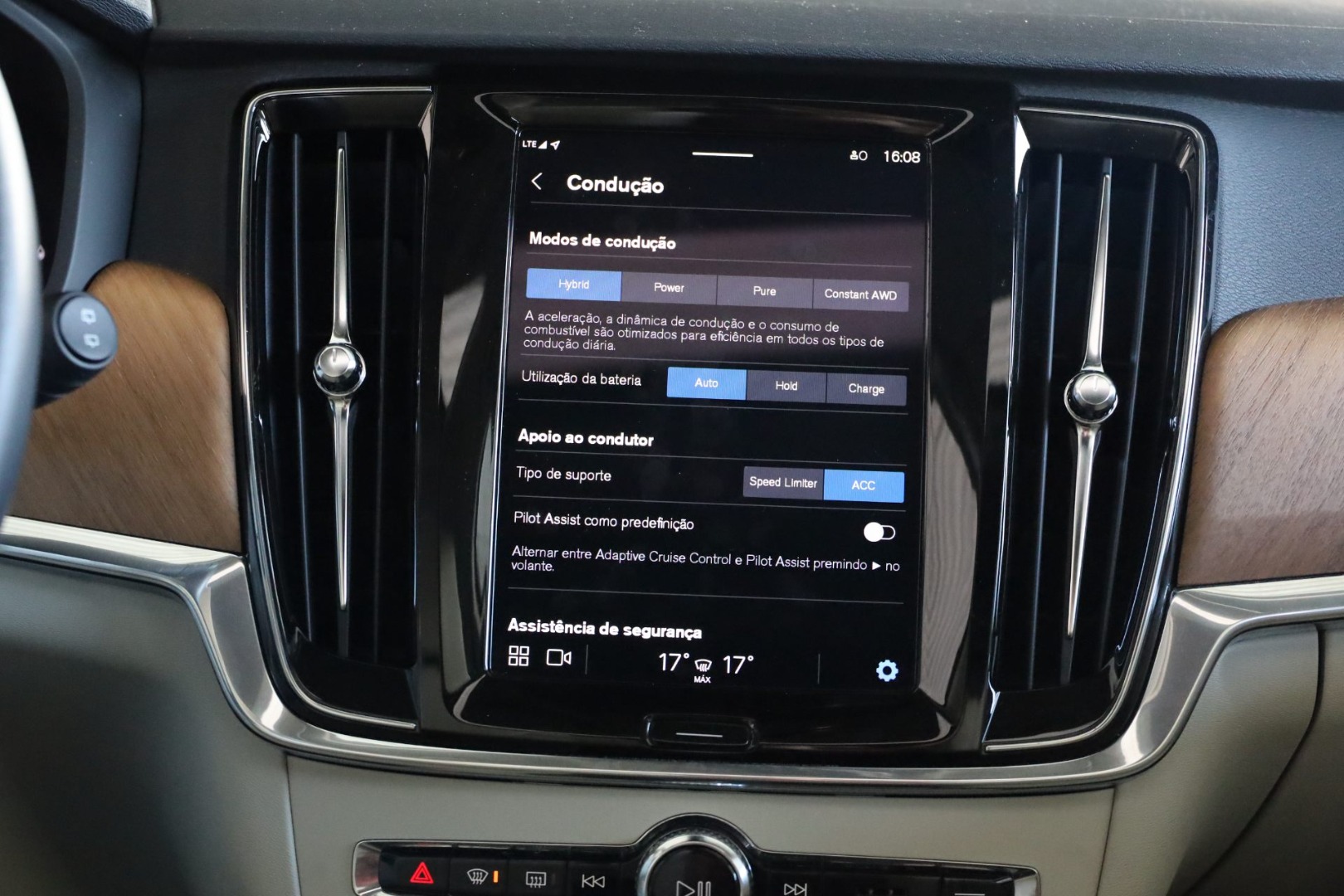 V90 T6 Híbrido Plug-in Inscription Expression