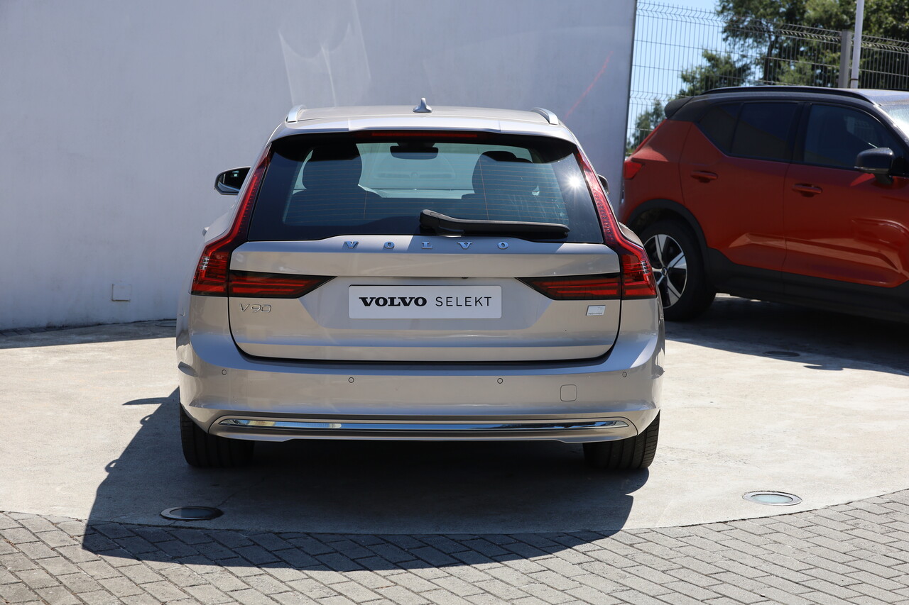 V90 T6 Hibrido Plug-in Plus Bright  