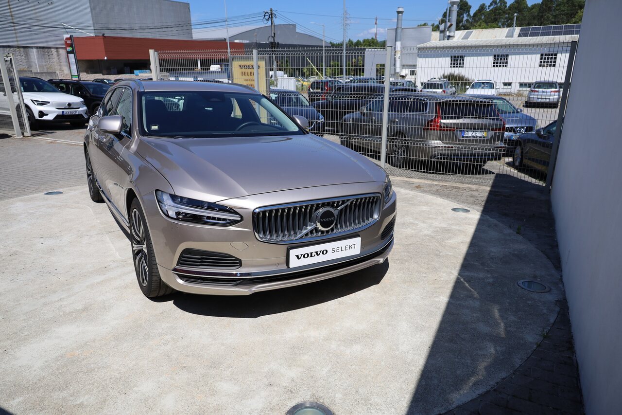 V90 T6 Hibrido Plug-in Plus Bright  