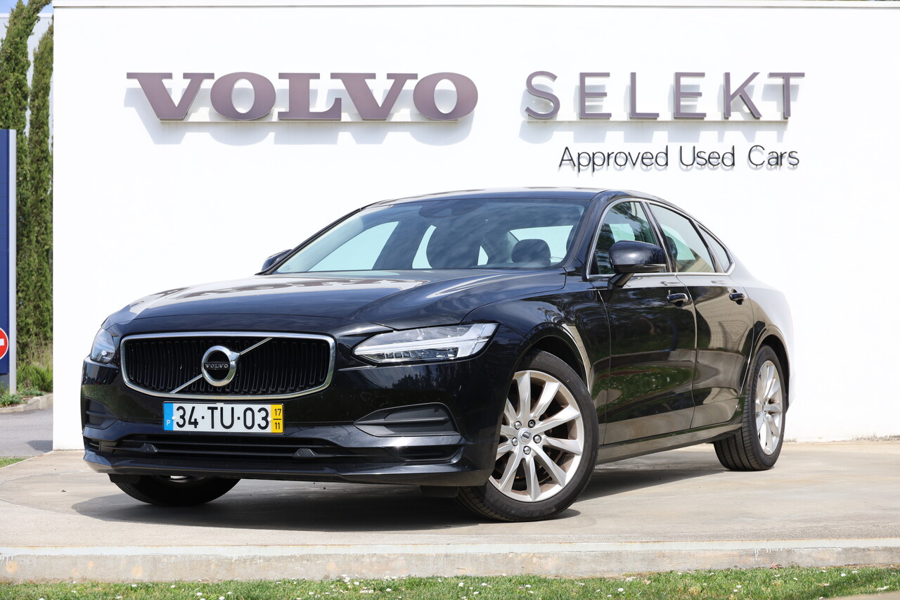 Volvo S90 D4 Momentum Geart.