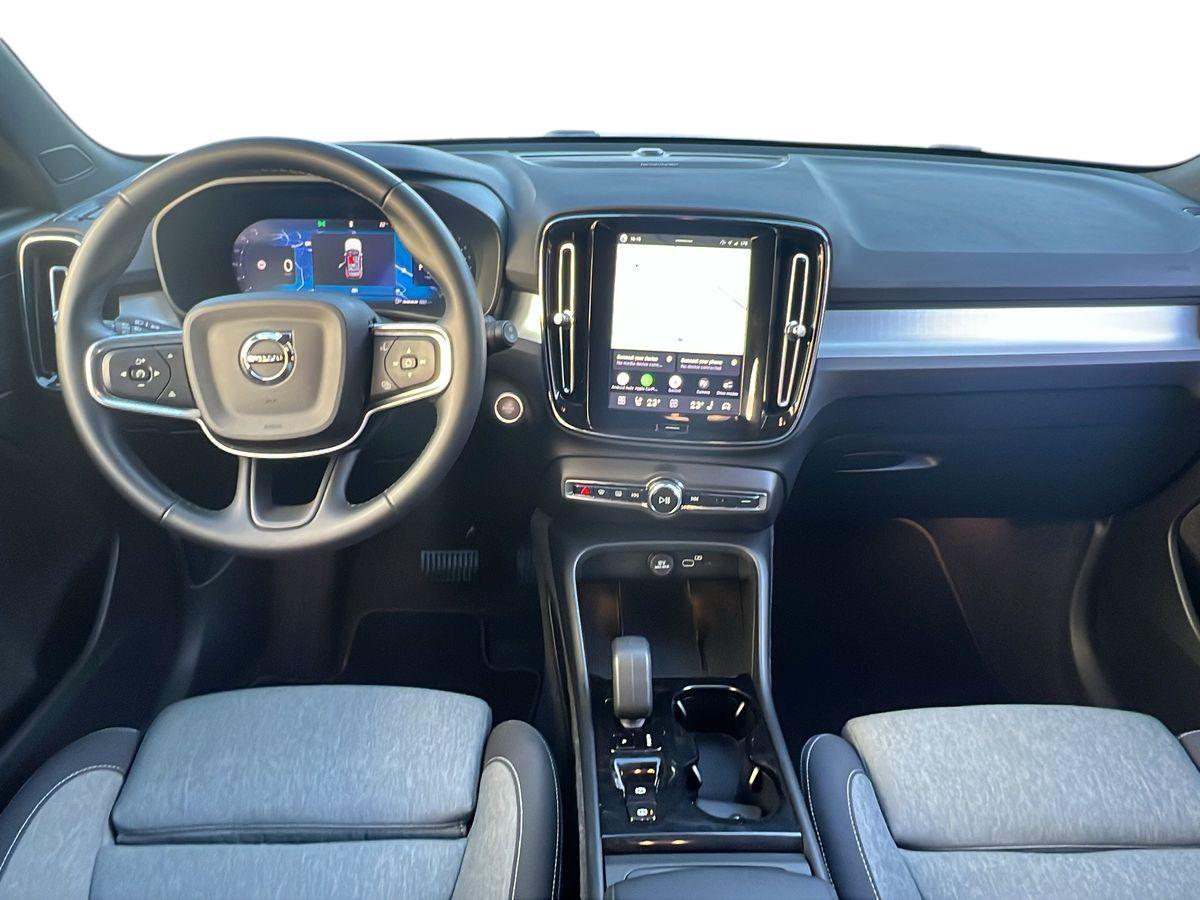 XC 40  B3 Híbrido Plus Black Edition