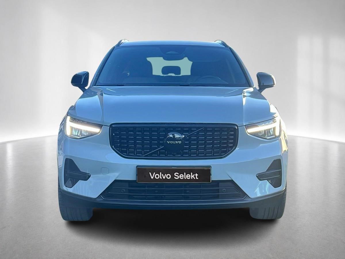 XC 40  B3 Híbrido Plus Black Edition