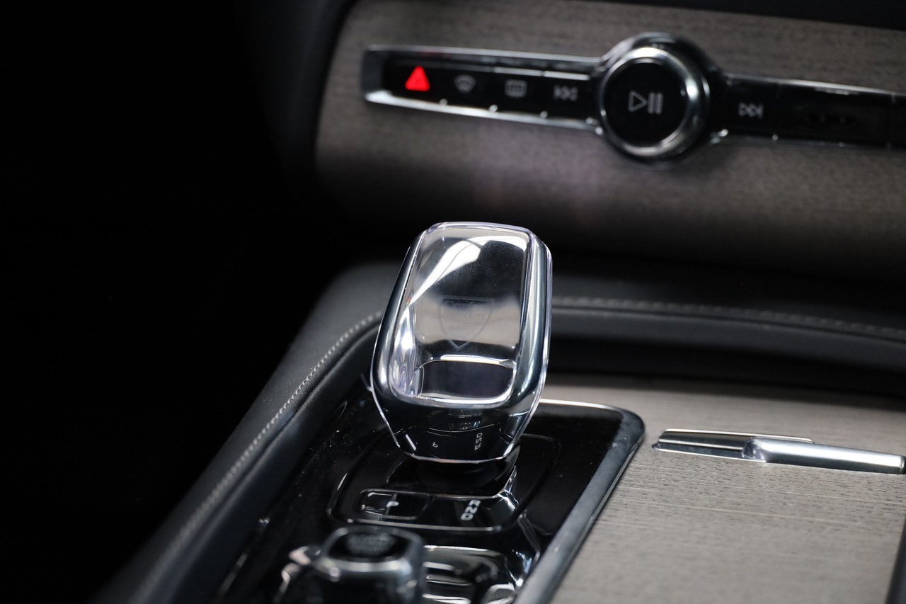 XC 90 T8 Hibrido Plug-in Ultimate Geart.