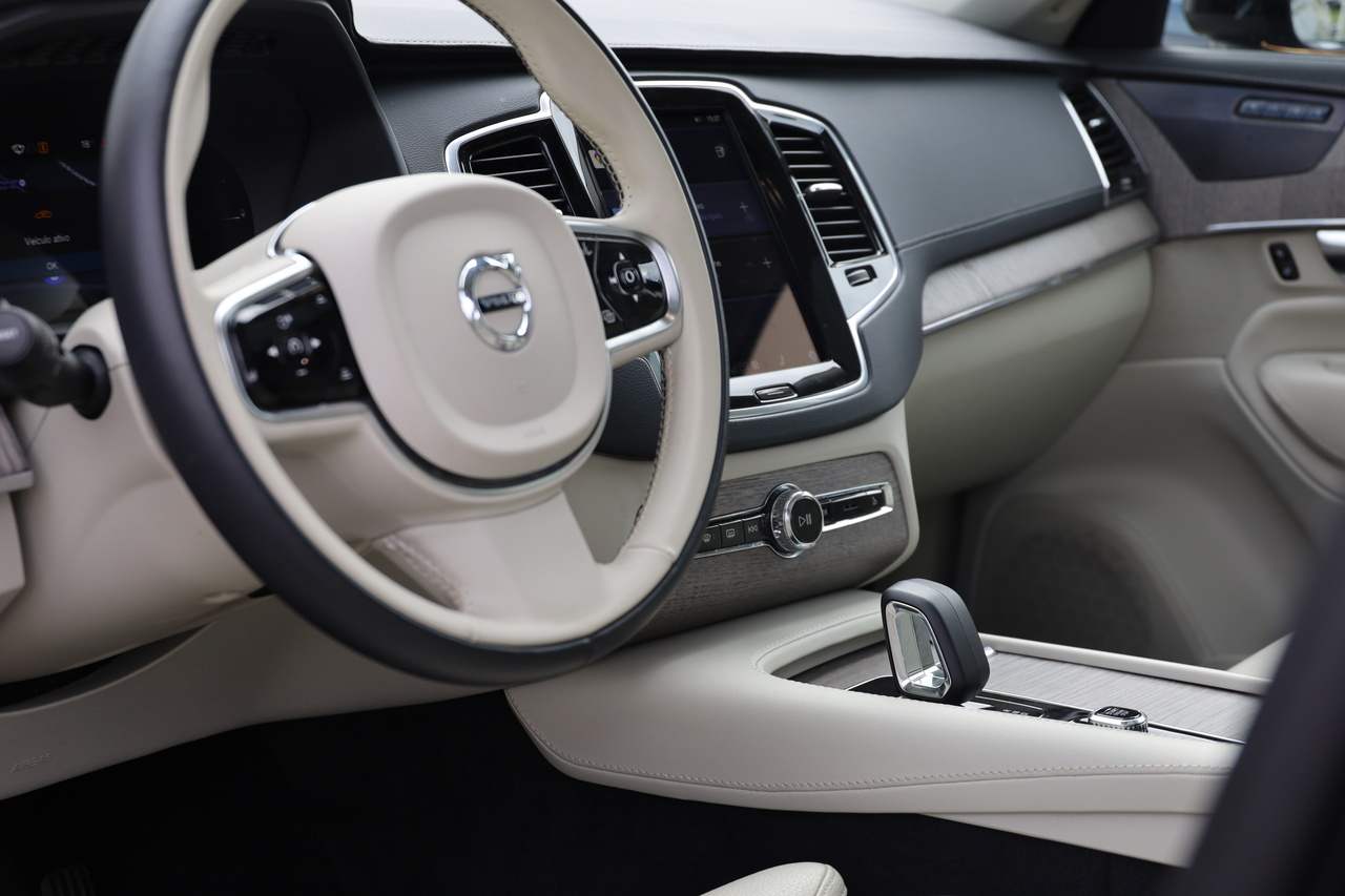 XC 90 T8 Hibrido Plug-in Ultimate Geart.