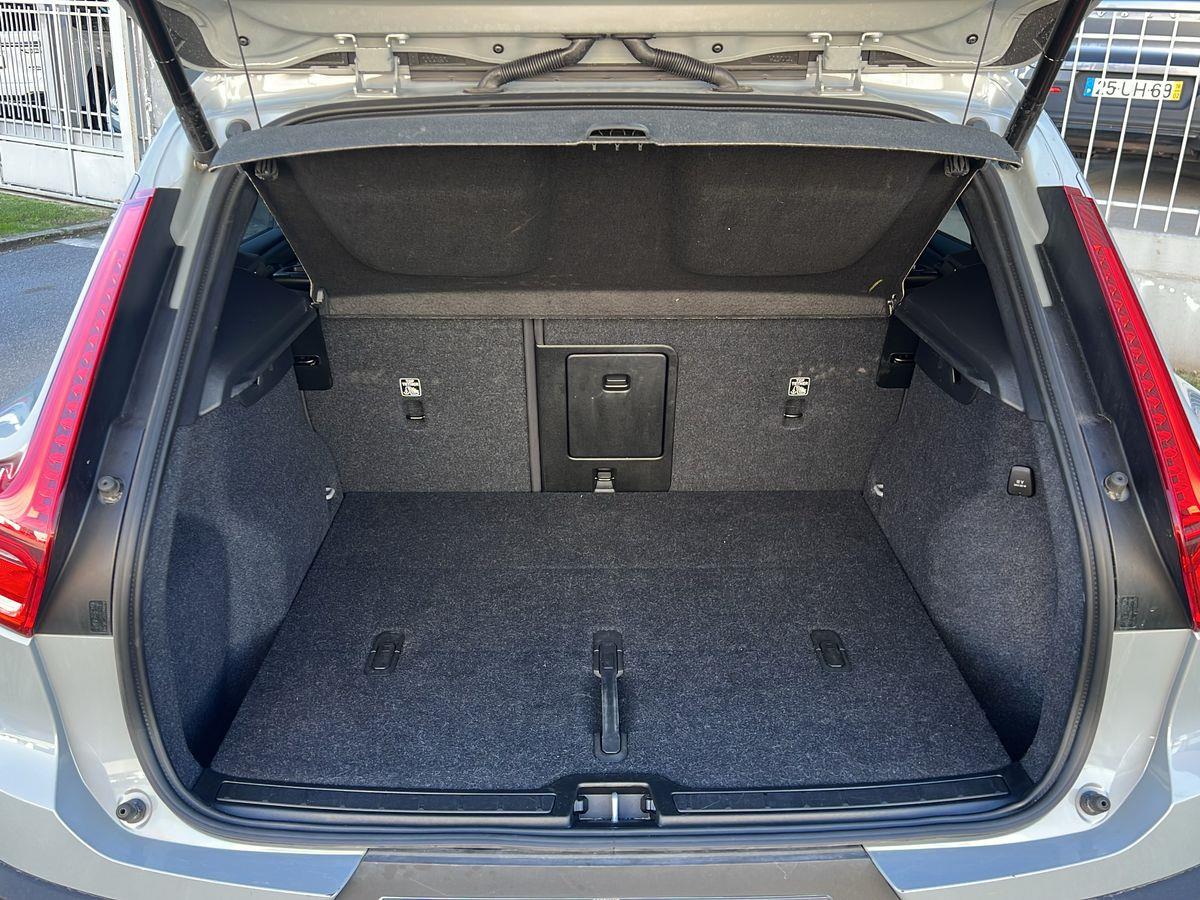 XC40 B3 Híbrido Plus Black Edition