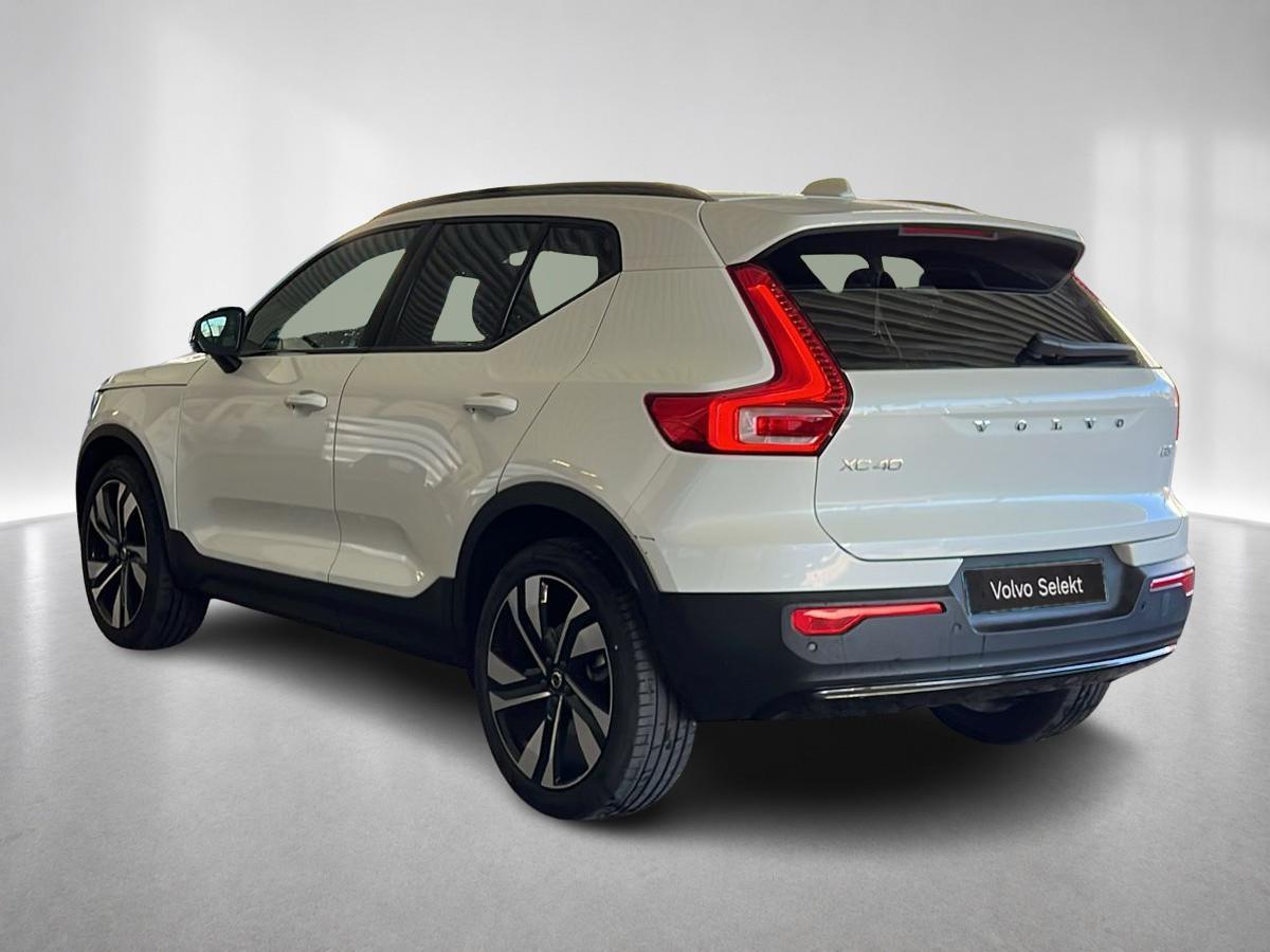 XC40 B3 Híbrido Plus Dark