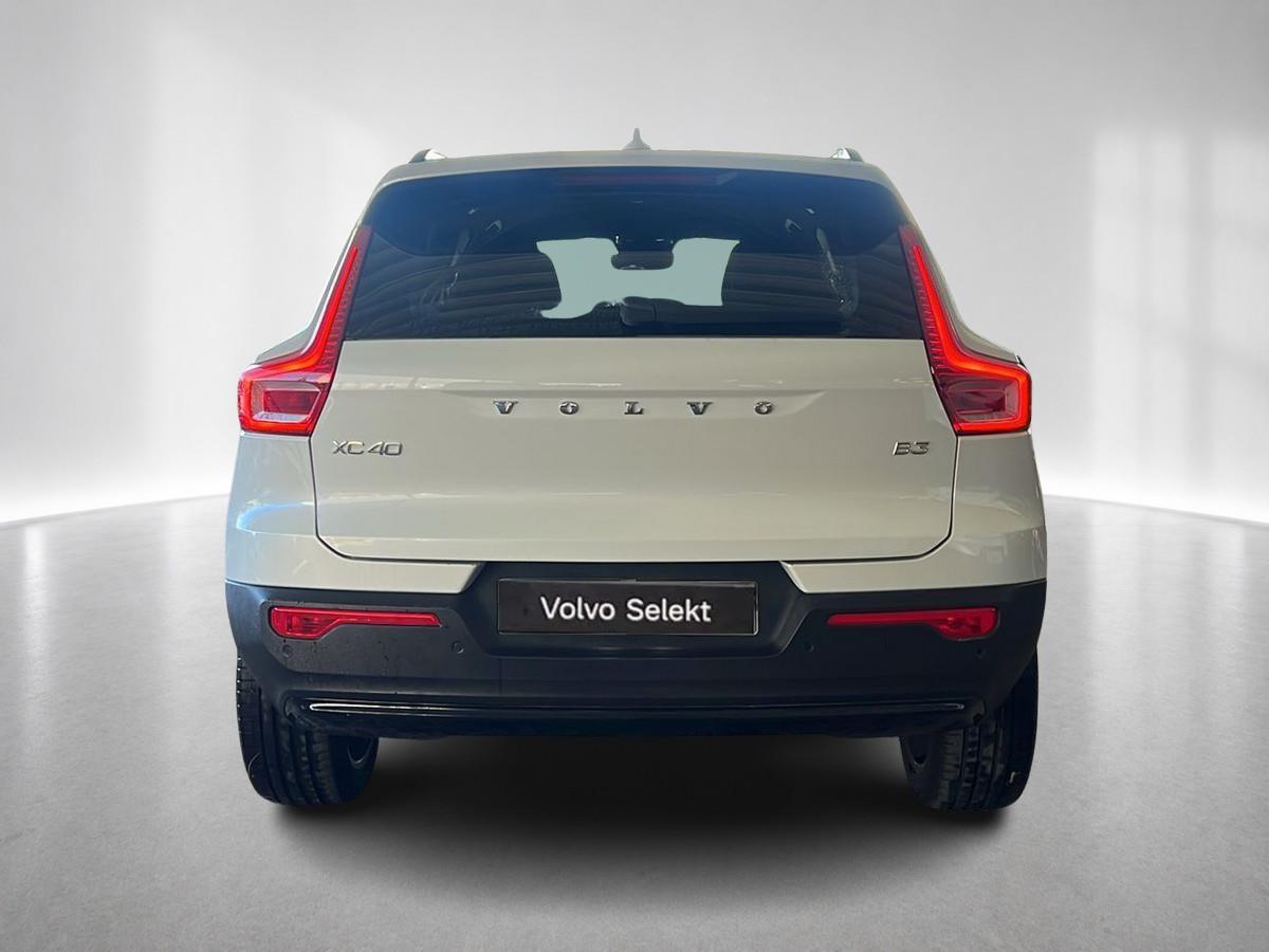 XC40 B3 Híbrido Plus Dark