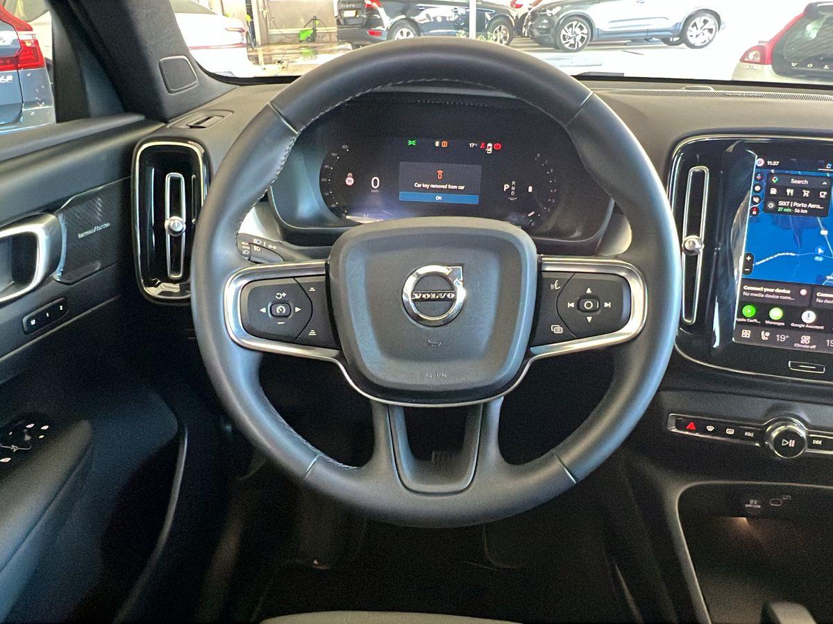 XC40 B3 Híbrido Plus Dark
