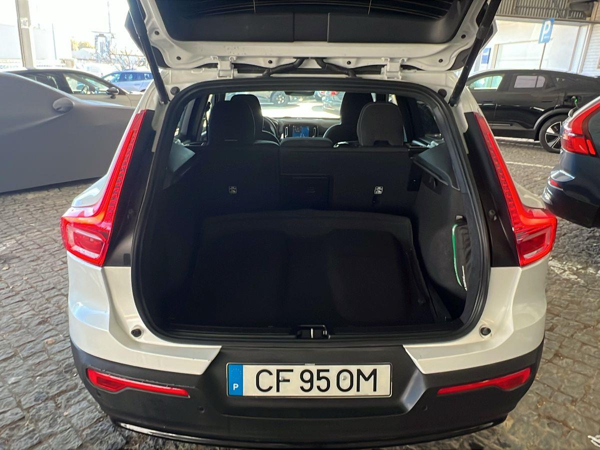 XC40 B3 Híbrido Plus Dark