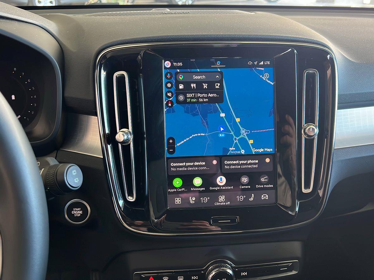 XC40 B3 Híbrido Plus Dark