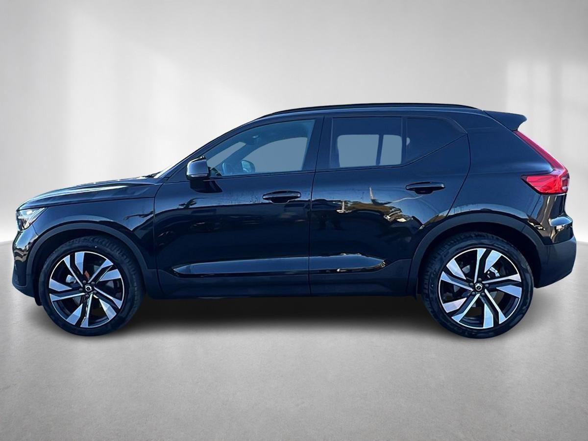 XC40 B3 Híbrido Plus Dark