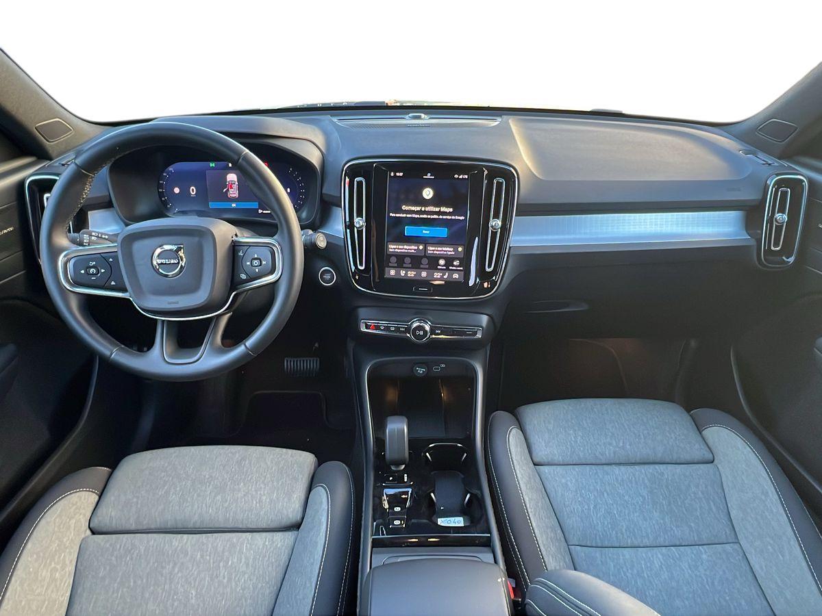 XC40 B3 Híbrido Plus Dark