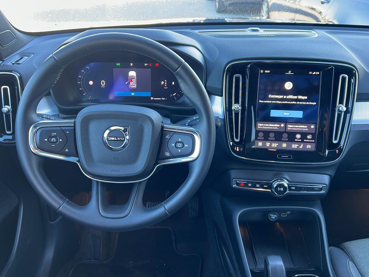 XC40 B3 Híbrido Plus Dark