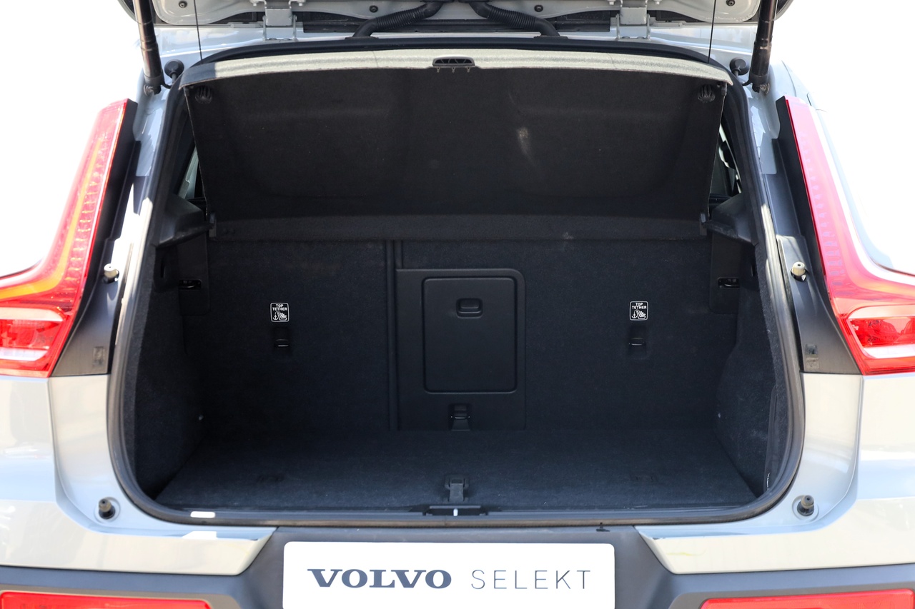 XC40 B3 Hybrid Gasolina Plus Dark