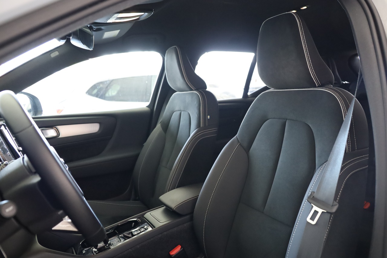 XC40 B3 Hybrid Gasolina Plus Dark