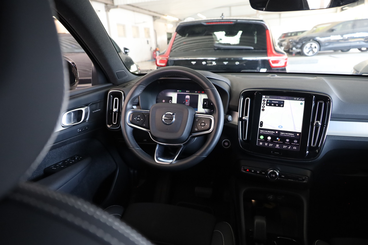 XC40 B3 Hybrid Gasolina Plus Dark