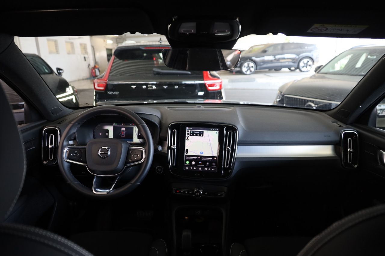 XC40 B3 Hybrid Gasolina Plus Dark