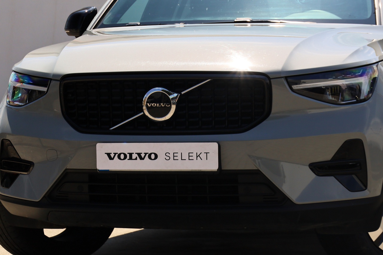 XC40 B3 Hybrid Gasolina Plus Dark