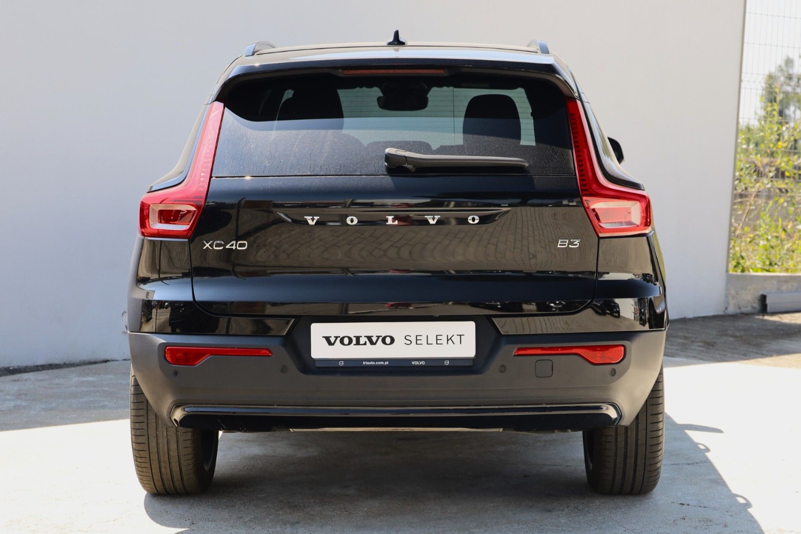 XC40 B3 Hybrid Gasolina Plus Dark