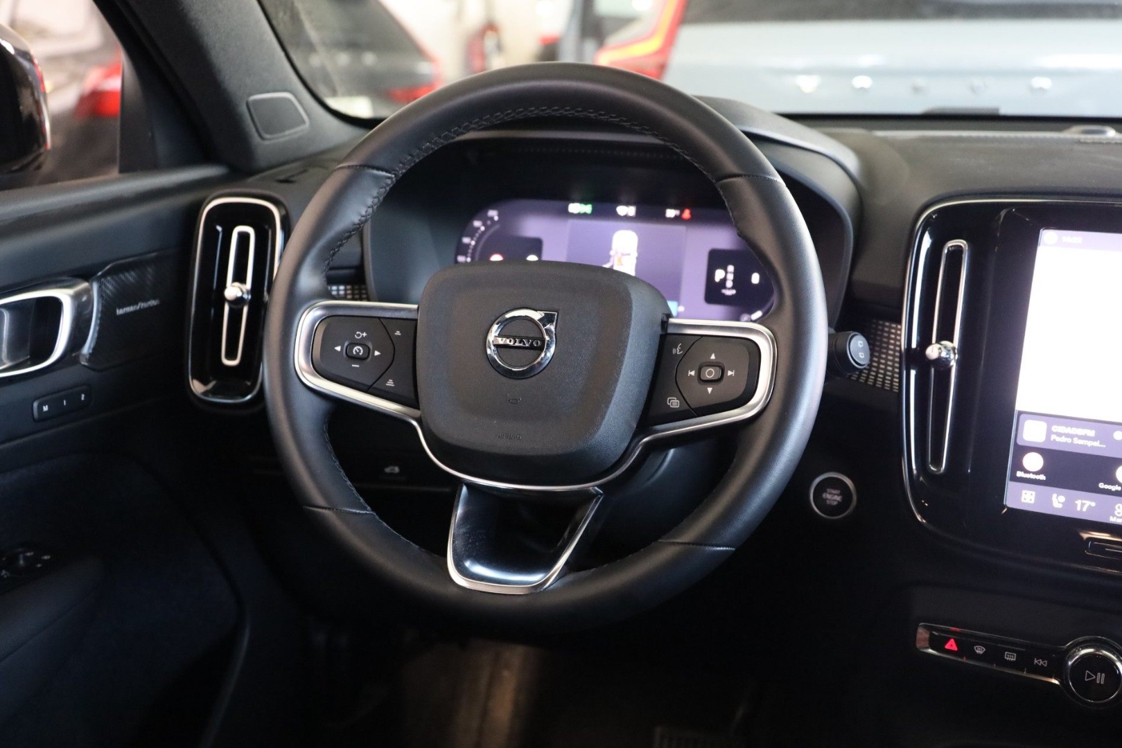 XC40 B3 Hybrid Gasolina Plus Dark