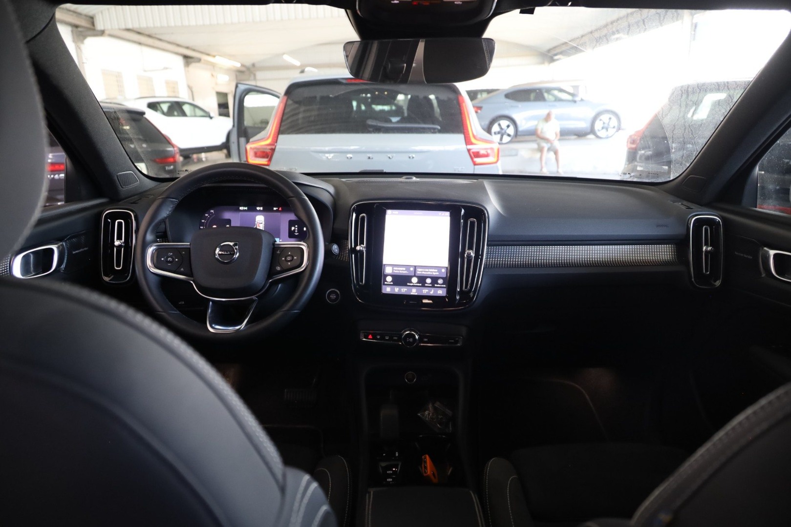 XC40 B3 Hybrid Gasolina Plus Dark