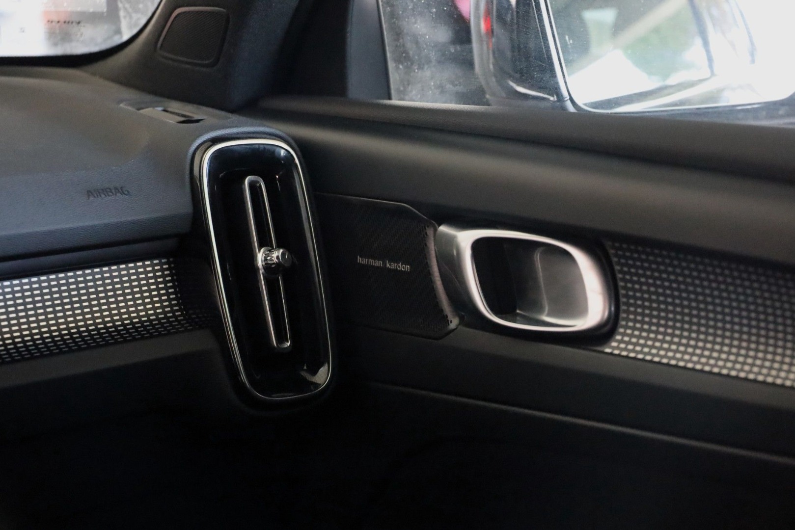 XC40 B3 Hybrid Gasolina Plus Dark