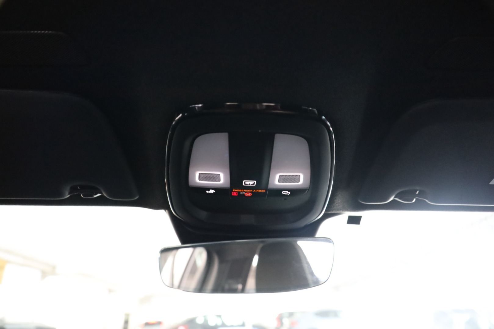 XC40 B3 Hybrid Gasolina Plus Dark