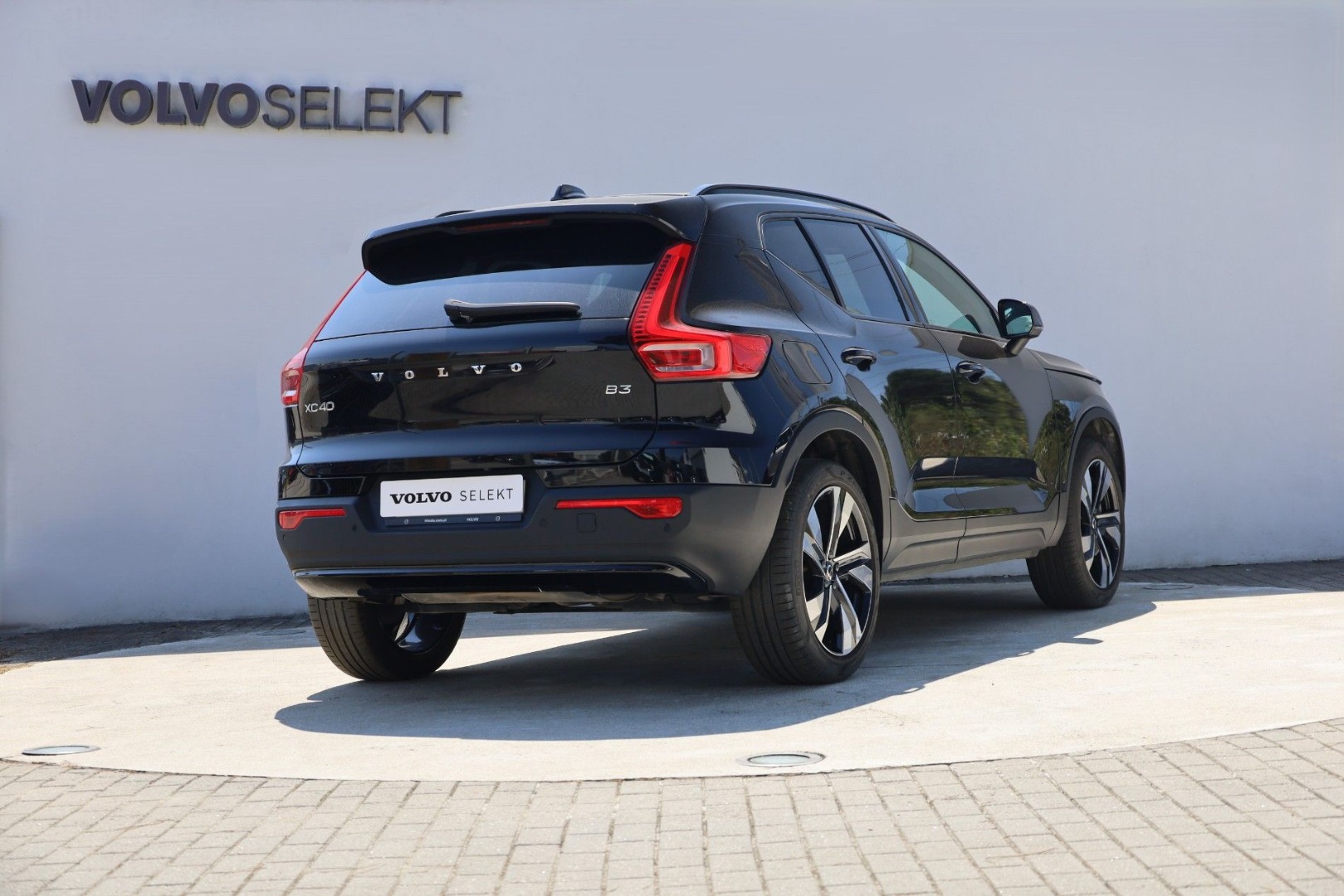 XC40 B3 Hybrid Gasolina Plus Dark