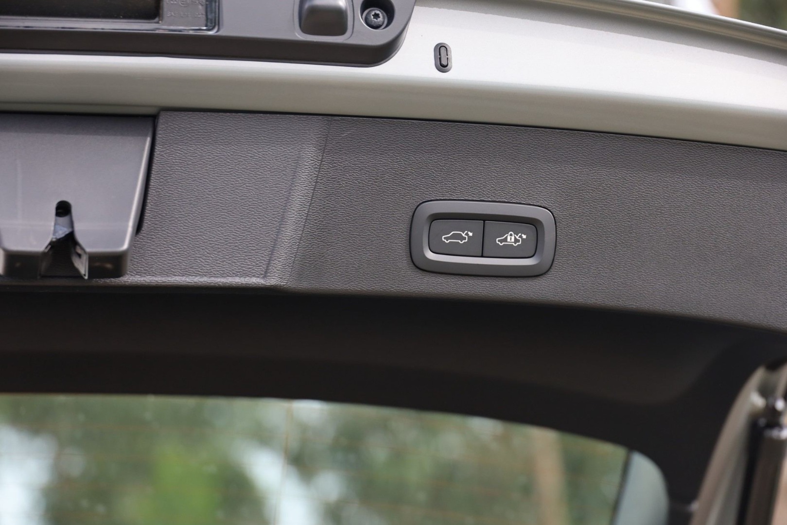 XC40 B3 Hybrid Gasolina Plus Dark
