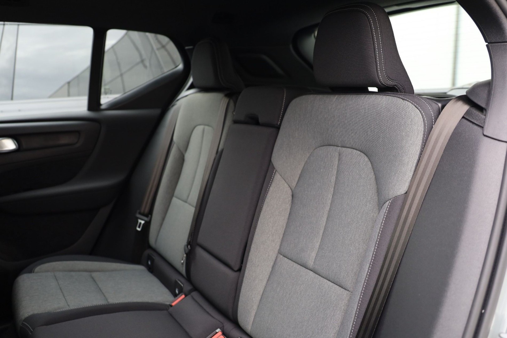 XC40 B3 Hybrid Gasolina Plus Dark