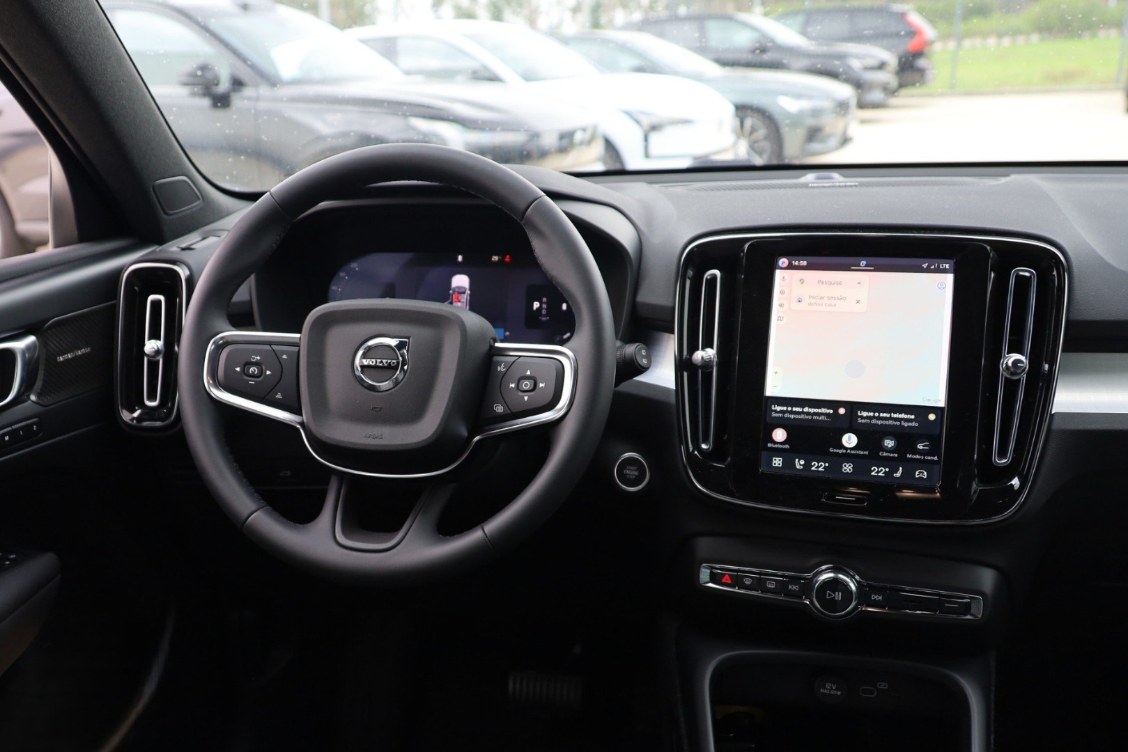 XC40 B3 Hybrid Gasolina Plus Dark