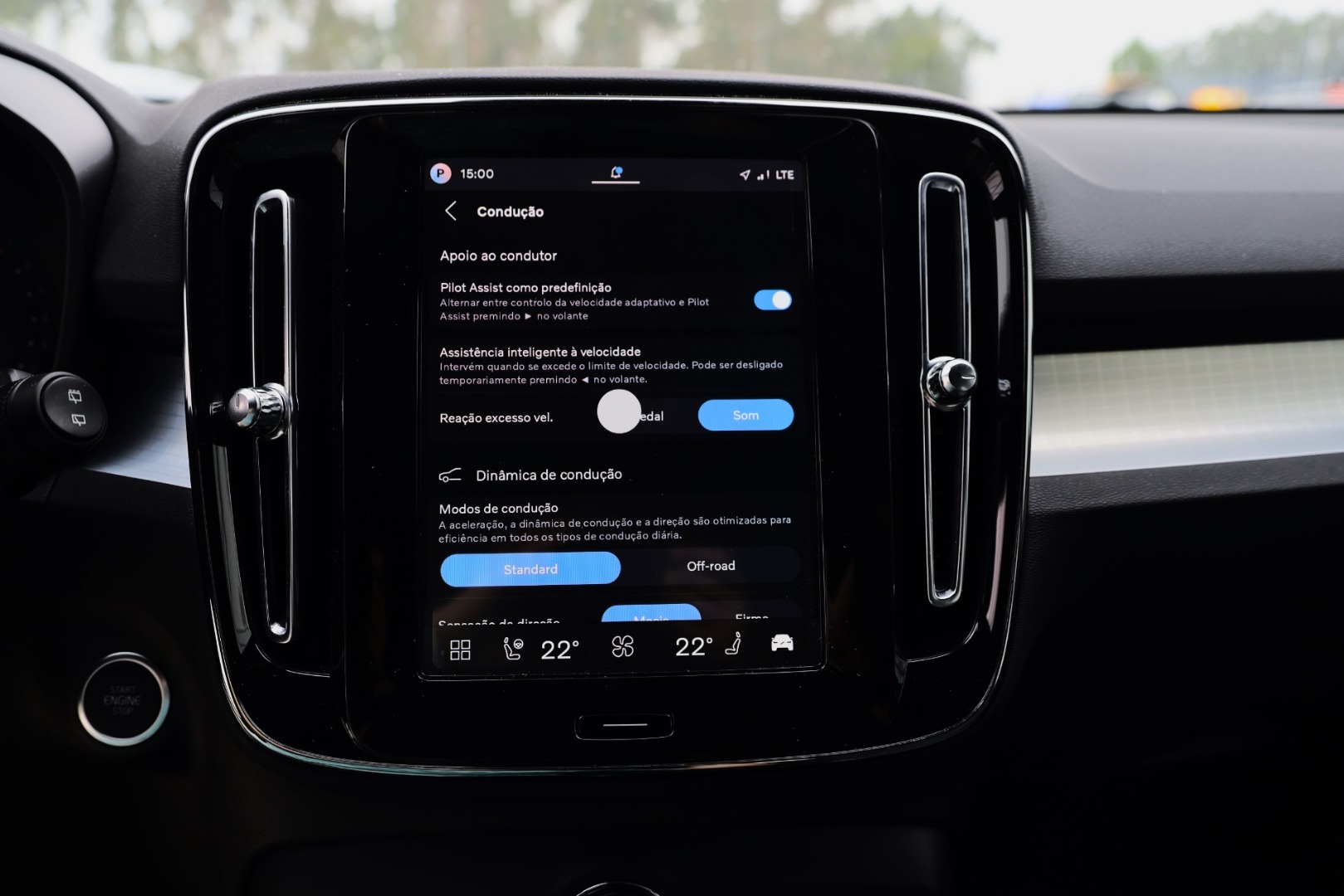 XC40 B3 Hybrid Gasolina Plus Dark