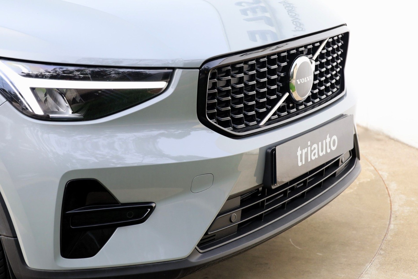 XC40 B3 Hybrid Gasolina Plus Dark