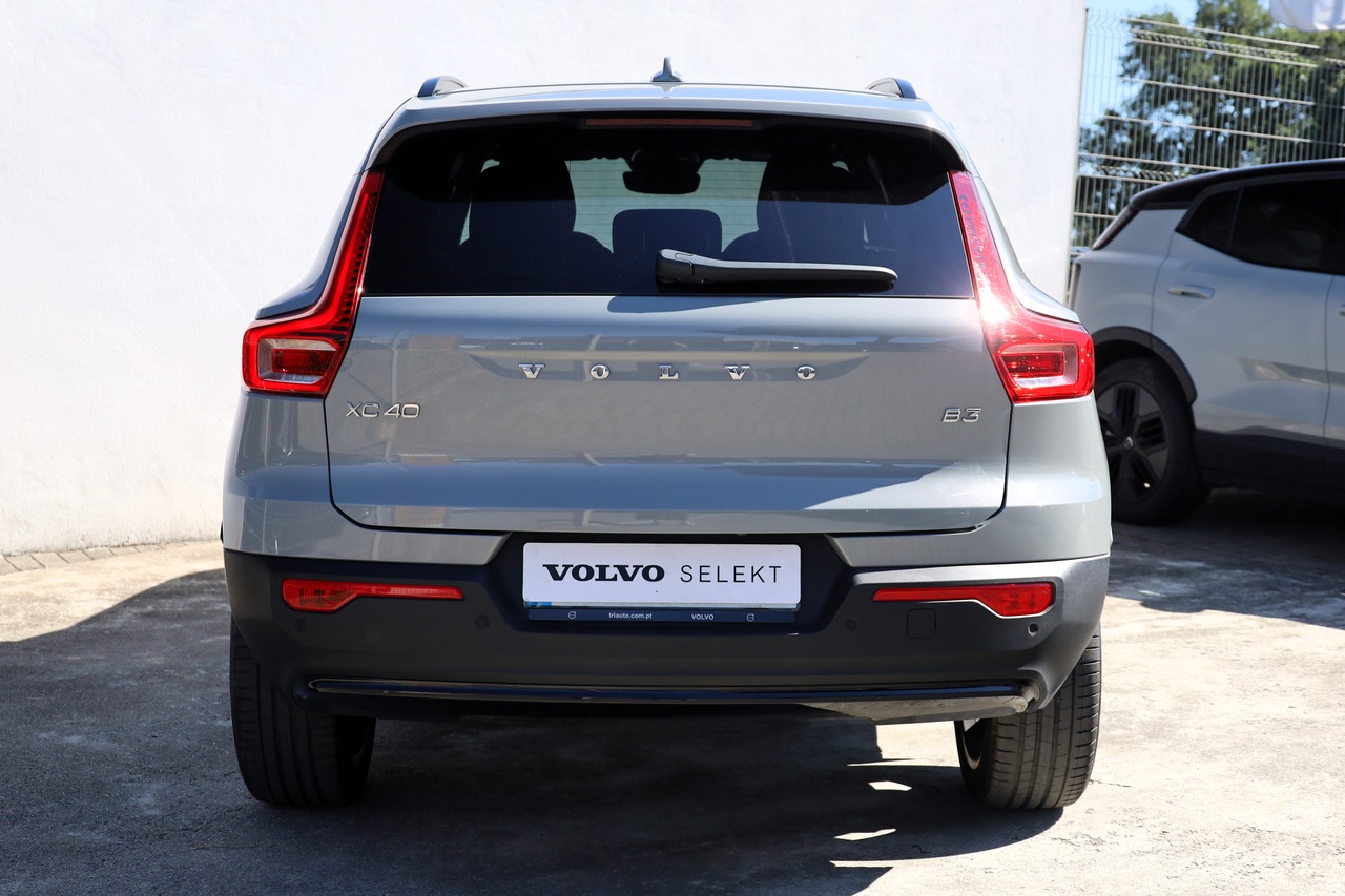 XC40 B3 Hybrid Gasolina Plus Dark