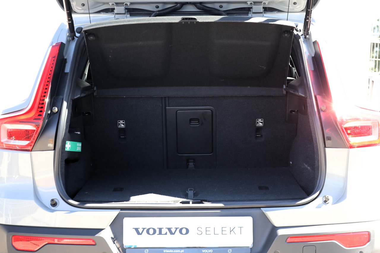 XC40 B3 Hybrid Gasolina Plus Dark