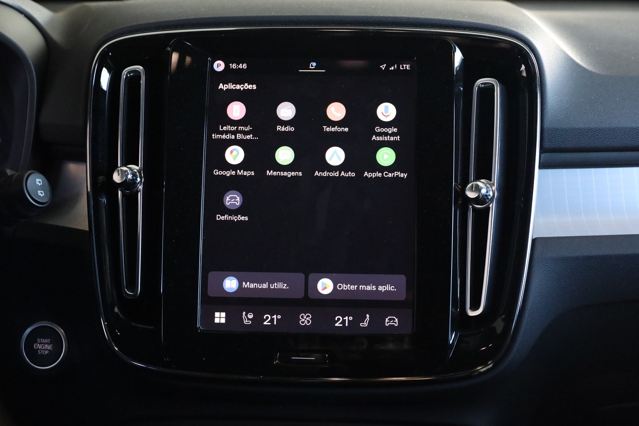 XC40 B3 Hybrid Gasolina Plus Dark