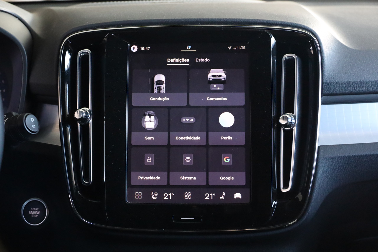 XC40 B3 Hybrid Gasolina Plus Dark