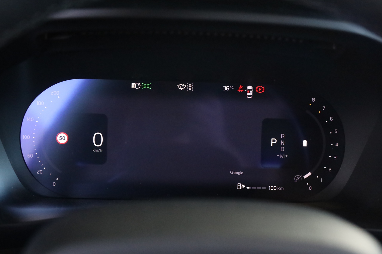 XC40 B3 Hybrid Gasolina Plus Dark