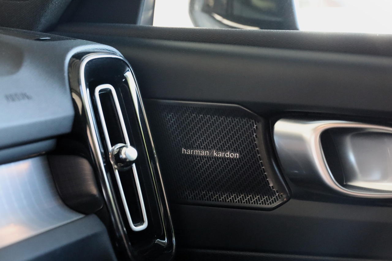 XC40 B3 Hybrid Gasolina Plus Dark