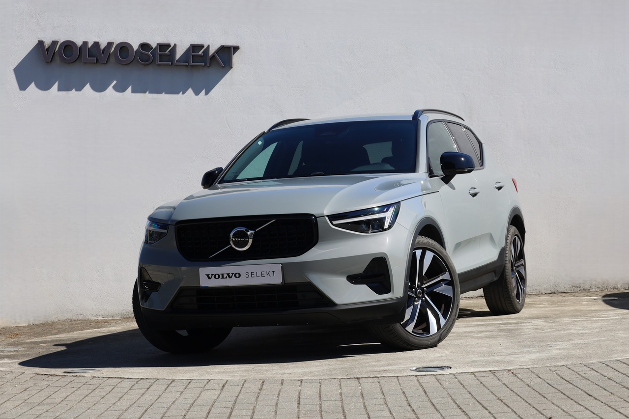 XC40 B3 Hybrid Gasolina Plus Dark