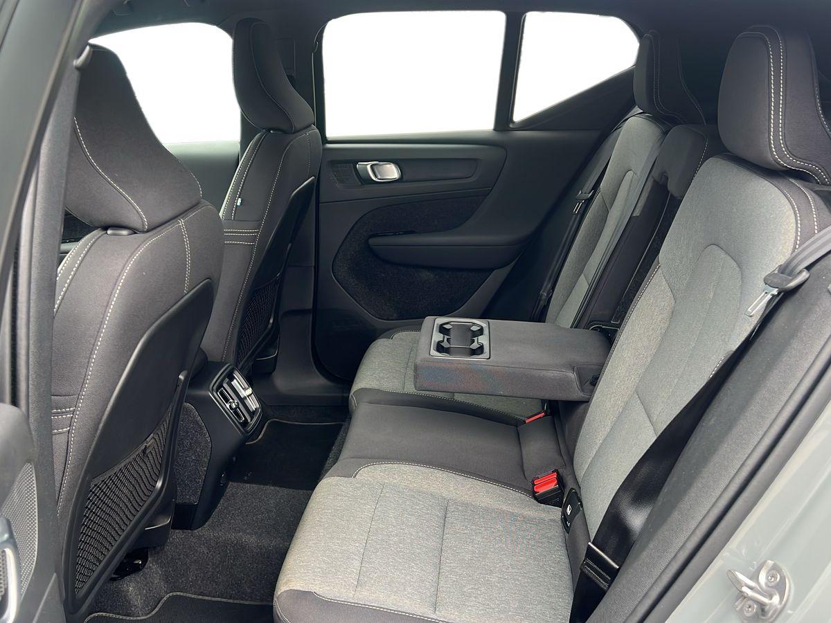 XC40 B3 Hybrid Gasolina Plus Dark
