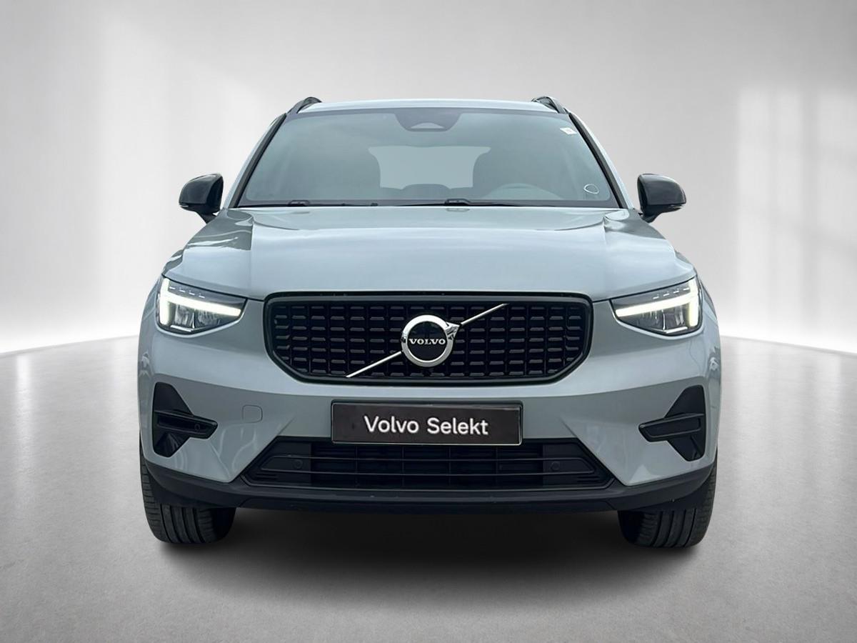 XC40 B3 Hybrid Gasolina Plus Dark