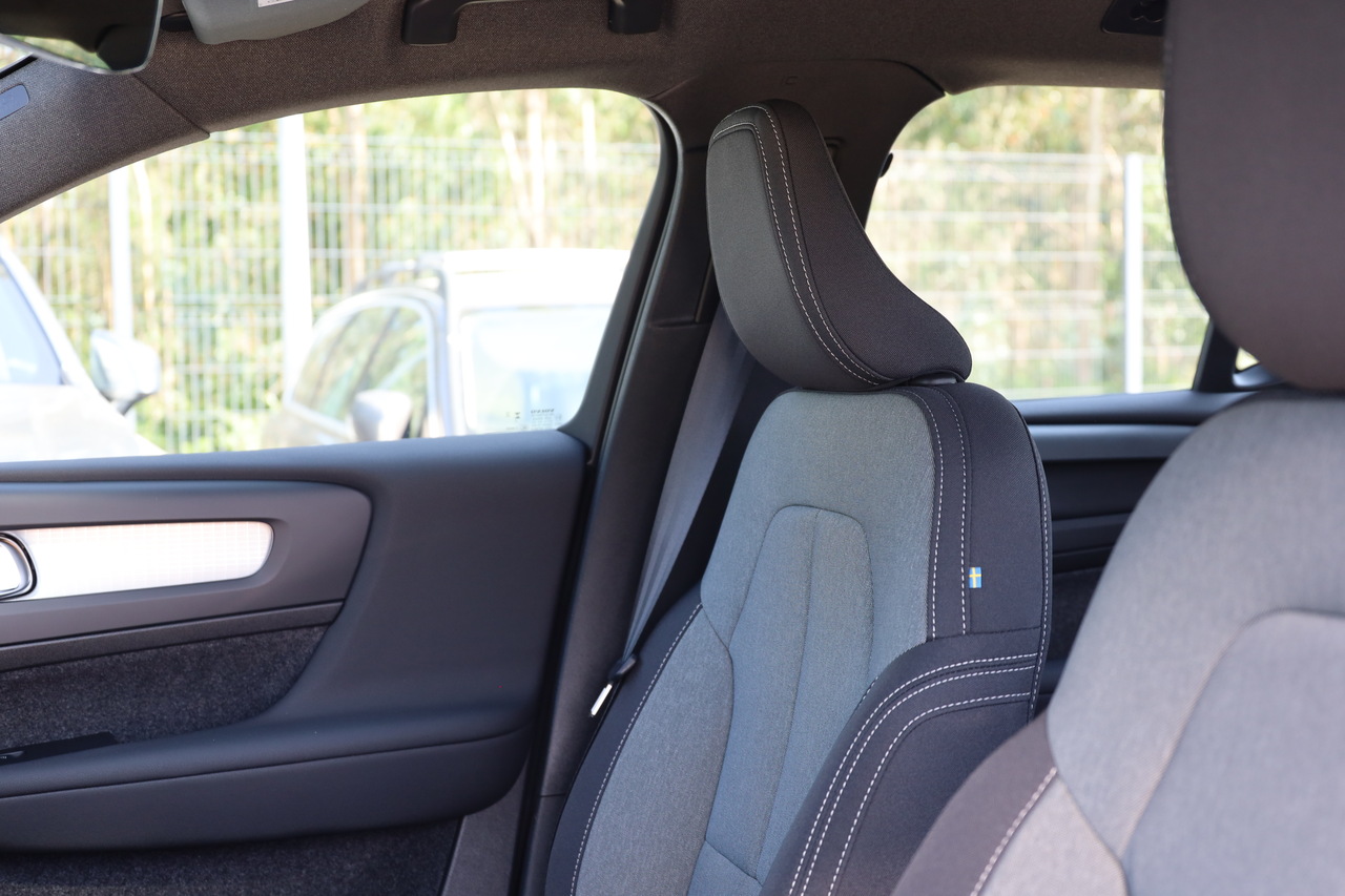 XC40 B3 Hybrid Gasolina Plus Dark