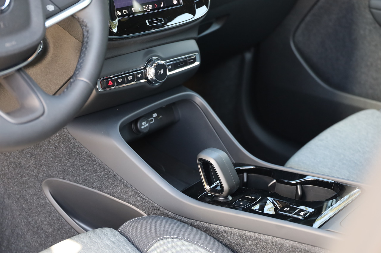 XC40 B3 Hybrid Gasolina Plus Dark
