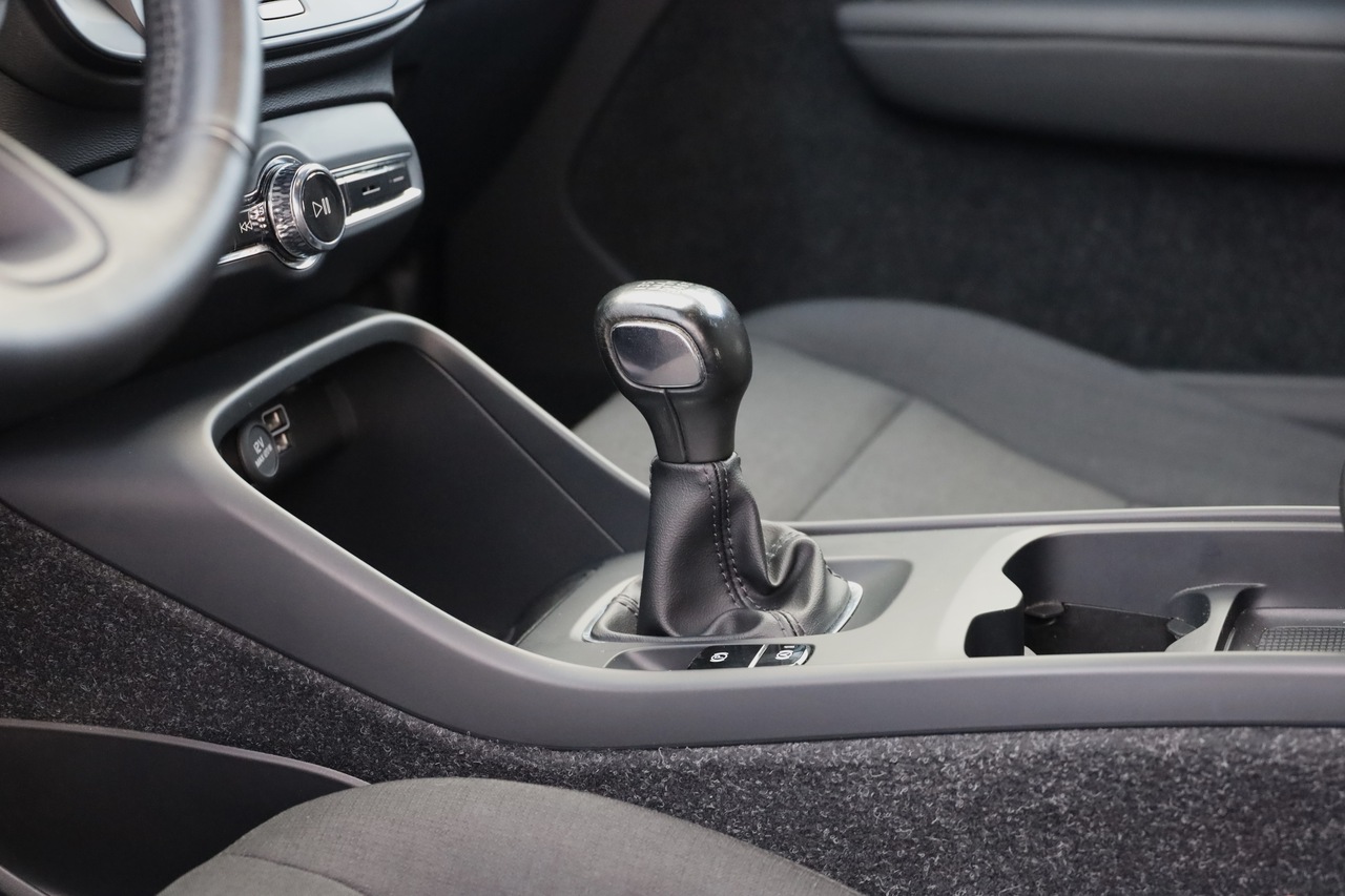 XC40 D3 150cv Base Man.6V