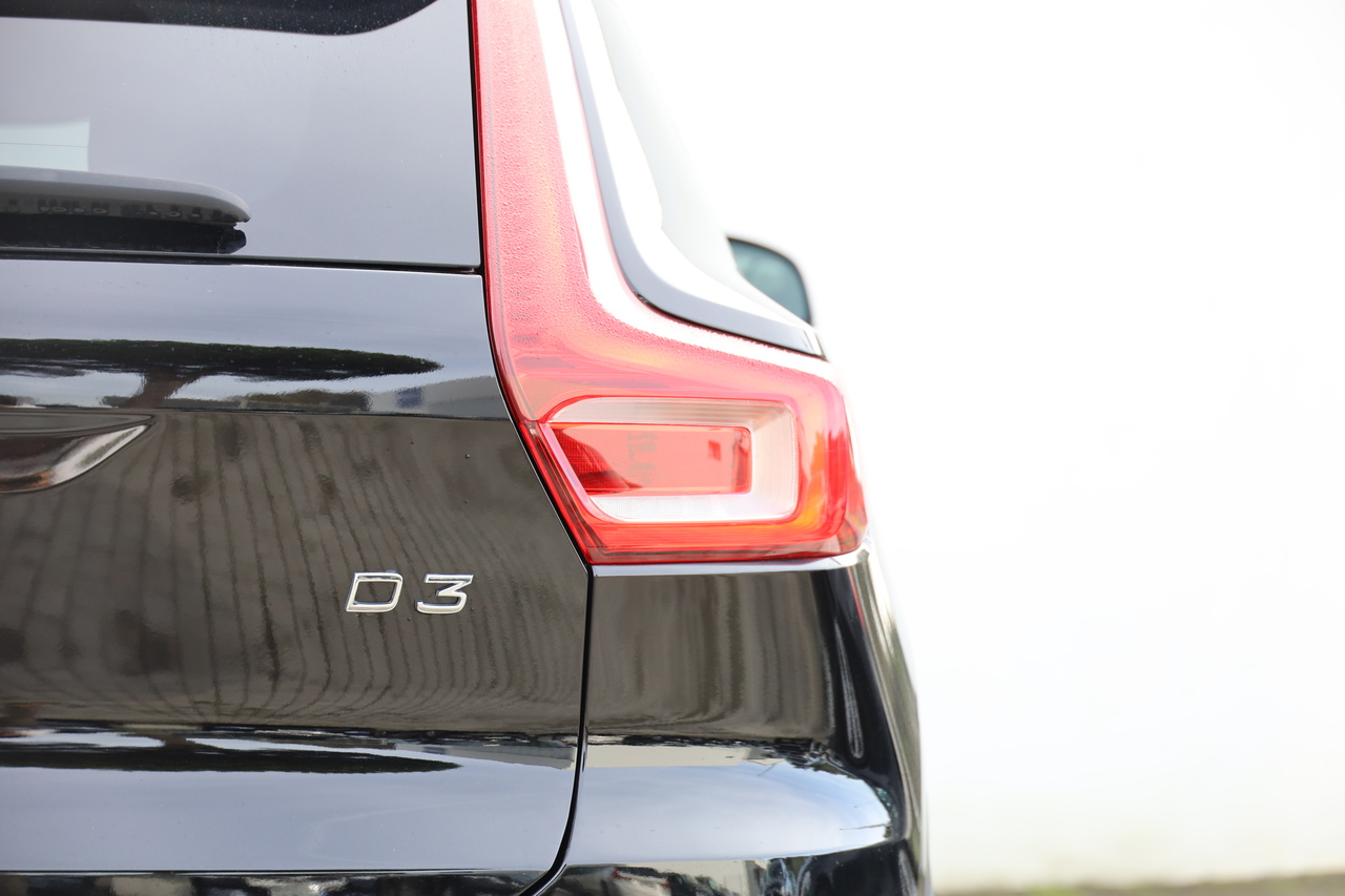 XC40 D3 Momentum Geart.